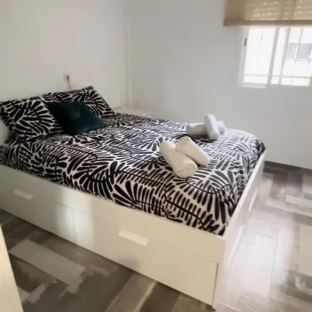 Проживание в семье Lovely En Piso Compartido Севилья